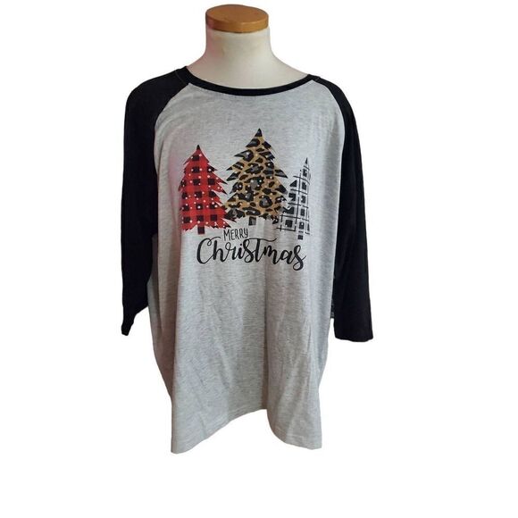 NWOT BELILY CHRISTMAS TOP - Picture 1 of 4